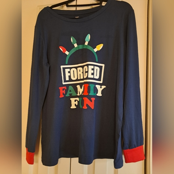 Holiday Time Other - NWT Holiday SIZE 4-6 2 Piece PJ Set Long Sleeve Shirt And Pants